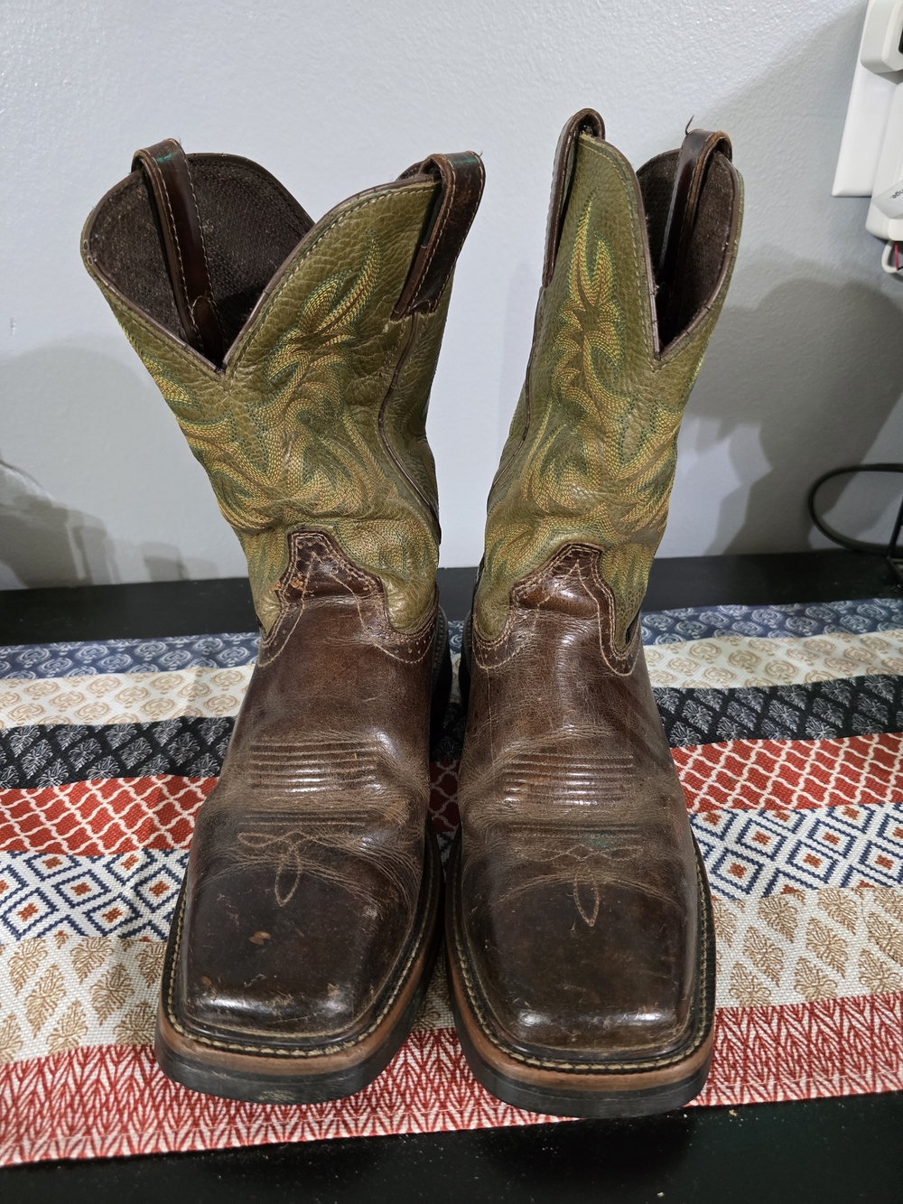 JACKSON Green and Brown Western Cowboy Boots